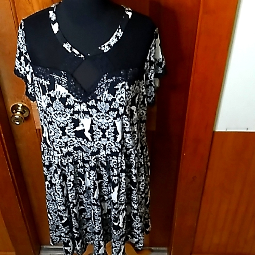 Torrid Disney Villains Malificent Dress Black and White Size 2